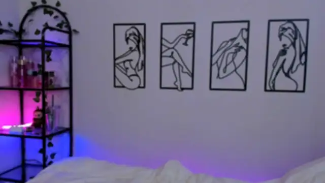 Megan Rodrigo online show from 09-12-25, 08:42