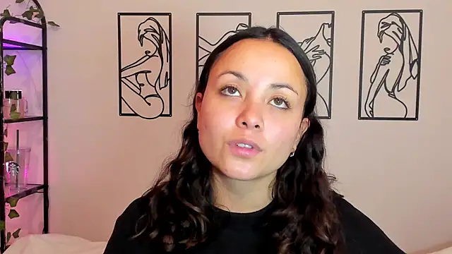 Megan Rodrigo online show from 09-24-25, 05:49