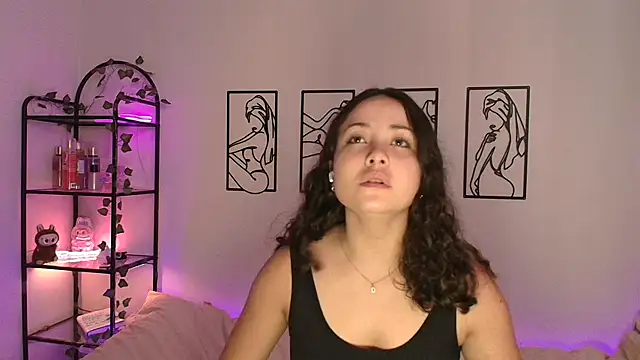 Megan Rodrigo online show from 10-08-25, 07:11