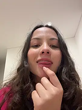 Megan Rodrigo online show from 05-10-26, 01:44