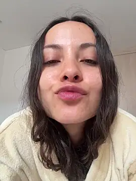 Megan Rodrigo online show from 05-11-26, 02:45