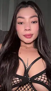 Snapshot of Roxanne_08 chatting on 04-01-26, 08:39 Roxanne 08 online show from 04-01-26, 08:39