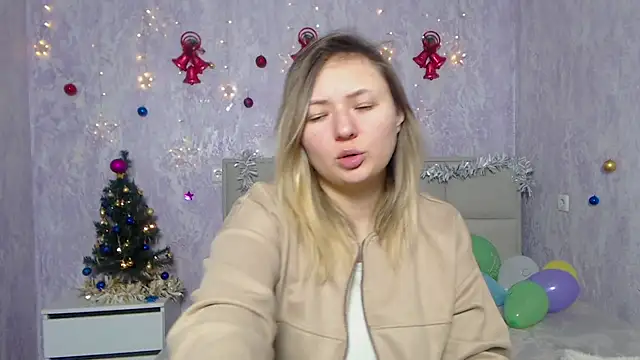 SallyVerda online show from 01-10-25, 06:38