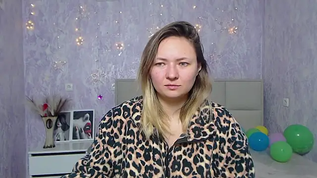 SallyVerda online show from 01-17-25, 06:23