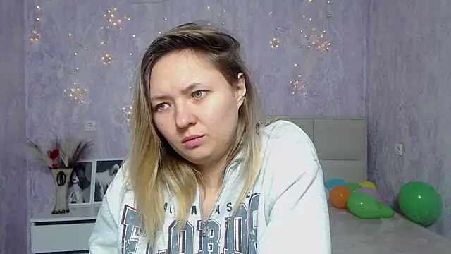 SallyVerda online show from 01-19-25, 06:32