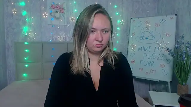 SallyVerda online show from 10-07-25, 05:32