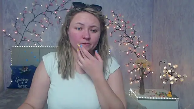 SallyVerda online show from 05-04-26, 06:15