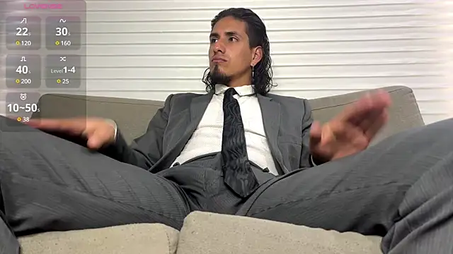 Snapshot of Tom_blunt96 chatting on 01-04-25, 06:51 Tom blunt96 online show from 01-04-25, 06:51