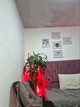 lucky-leah online show from 03-09-25, 10:52