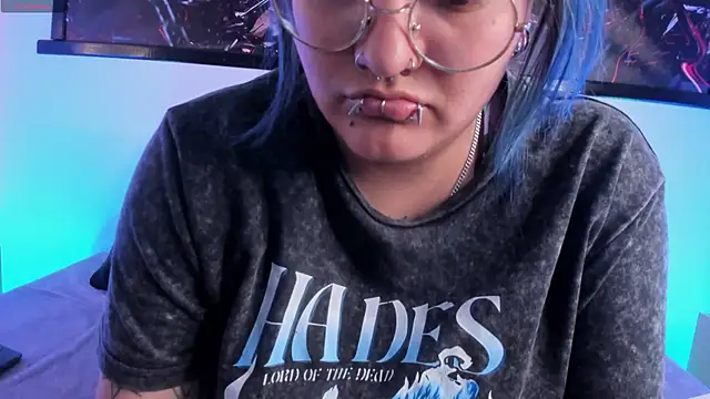 lucky-leah online show from 05-03-26, 04:40