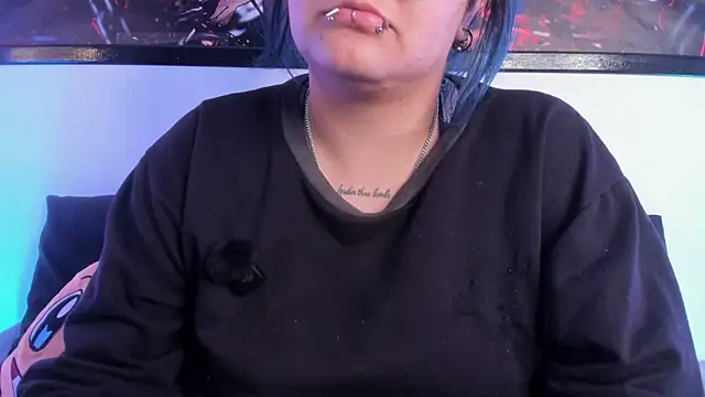 lucky-leah online show from 05-05-26, 04:20