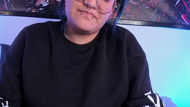 lucky-leah online show from 05-06-26, 04:41