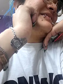 lucky-leah online show from 05-09-26, 04:28