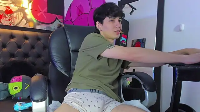 Santi delacruz online show from 01-17-25, 03:00