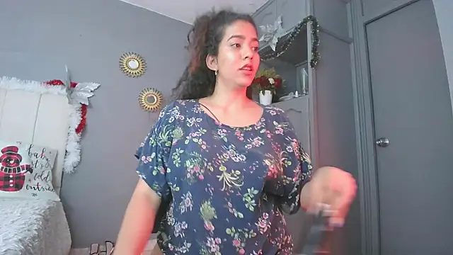 Snapshot of arteverena chatting on 12-31-24, 03:01 arteverena online show from 12-31-24, 03:01