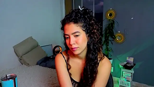 Snapshot of arteverena chatting on 02-02-26, 11:25 arteverena online show from 02-02-26, 11:25