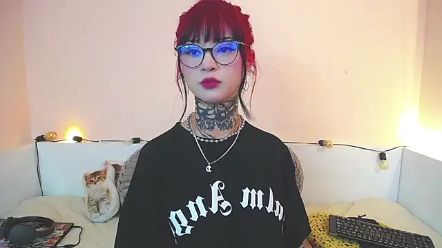 Isabella  dark online show from 12-02-24, 10:23