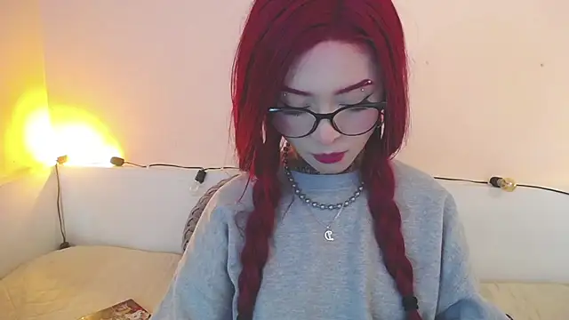 Isabella  dark online show from 12-05-24, 07:38