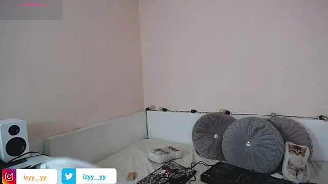 Isabella  dark online show from 12-10-24, 08:16