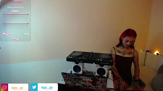 Isabella  dark online show from 12-14-24, 11:56