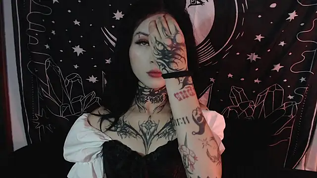 Isabella  dark online show from 01-07-25, 11:14