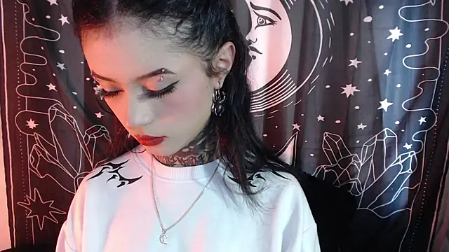 Isabella  dark online show from 01-11-25, 10:07
