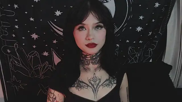 Isabella  dark online show from 01-18-25, 11:44