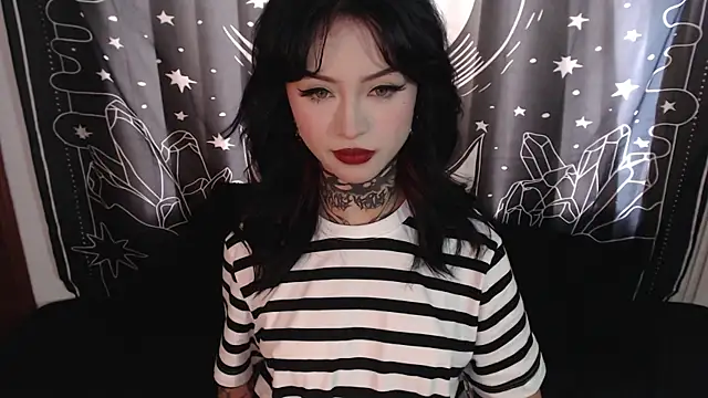 Isabella  dark online show from 01-28-25, 08:58