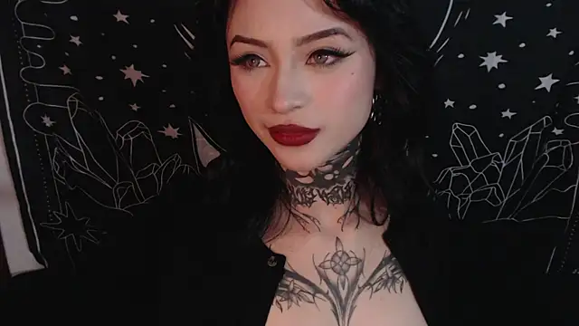 Isabella  dark online show from 01-29-25, 12:01