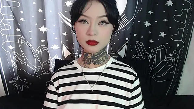 Isabella  dark online show from 01-31-25, 08:22