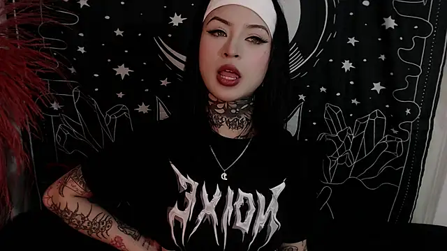 Isabella  dark online show from 02-04-25, 11:49