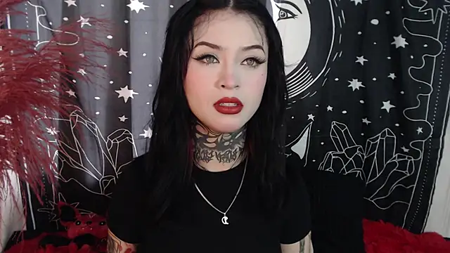 Isabella  dark online show from 02-05-25, 08:35