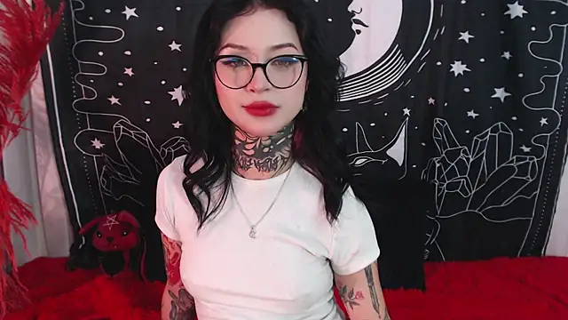 Isabella  dark online show from 02-07-25, 11:45