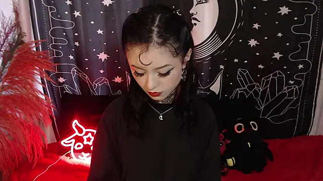 Isabella  dark online show from 02-19-25, 10:42
