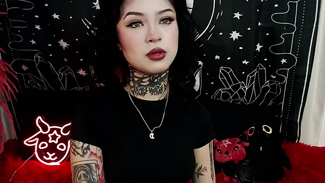 Isabella  dark online show from 03-11-25, 11:48