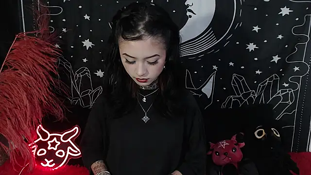 Isabella  dark online show from 03-22-25, 12:06