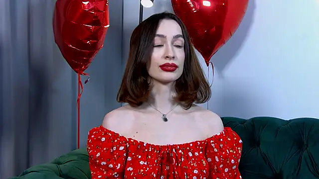 Snapshot of MarieKarma chatting on 02-14-25, 01:02 MarieKarma online show from 02-14-25, 01:02