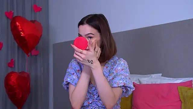 Snapshot of MarieKarma chatting on 02-21-25, 01:33 MarieKarma online show from 02-21-25, 01:33