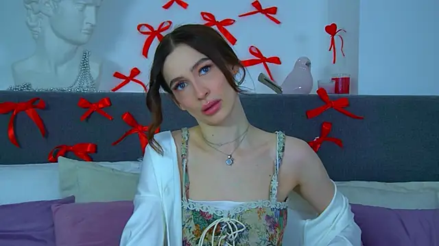 Snapshot of MarieKarma chatting on 03-22-25, 12:39 MarieKarma online show from 03-22-25, 12:39