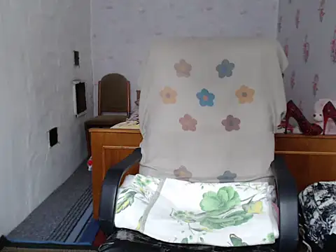 KittyyLaBeauty online show from 06-26-26, 02:49