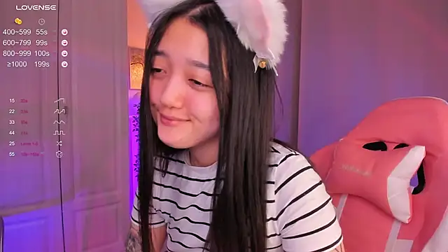 FreyaRaya online show from 12-17-24, 08:34