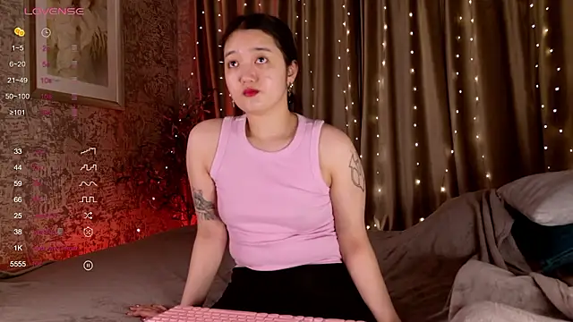 FreyaRaya online show from 03-06-26, 03:14