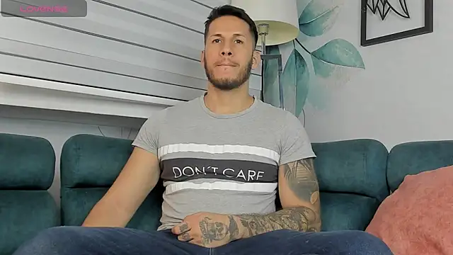 Snapshot of George_Diesell chatting on 03-16-26, 11:31 George Diesell online show from 03-16-26, 11:31