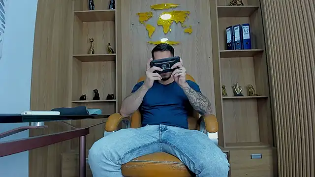 Snapshot of George_Diesell chatting on 03-20-26, 04:39 George Diesell online show from 03-20-26, 04:39