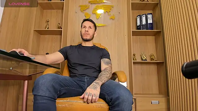 Snapshot of George_Diesell chatting on 03-22-26, 02:15 George Diesell online show from 03-22-26, 02:15