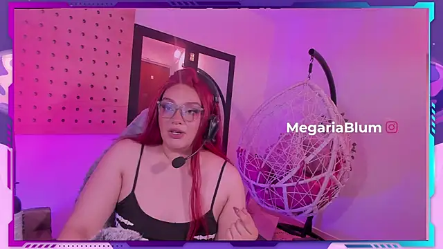 Snapshot of MegariaB chatting on 07-18-26, 03:11 MegariaB online show from 07-18-26, 03:11