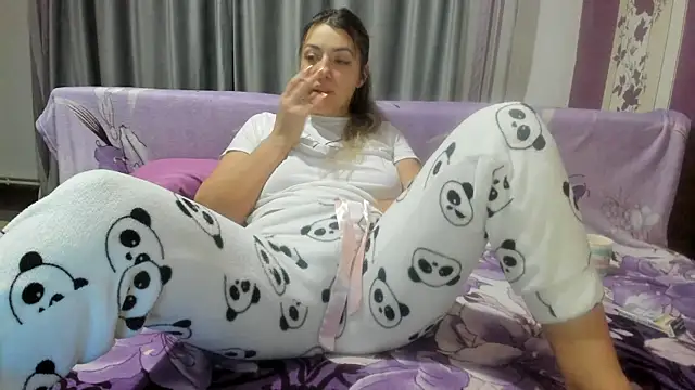 Dyana Kaylinn online show from 12-06-24, 01:29