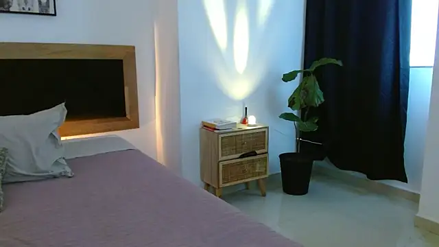 Susi bell online show from 10-04-25, 09:57