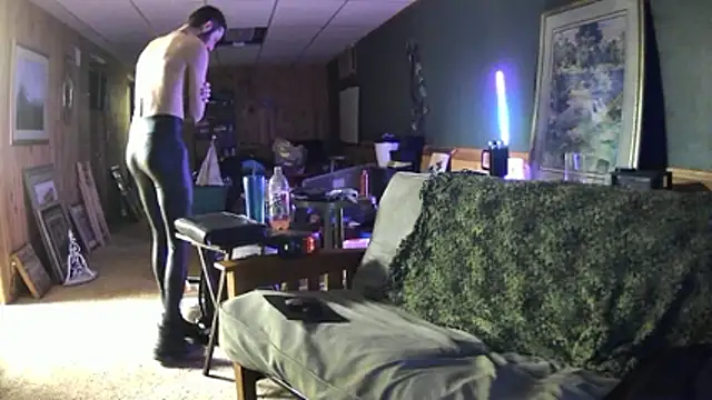 Vash Valentine online show from 02-12-26, 08:20