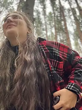 Snapshot of JessiMur chatting on 09-09-25, 04:23 JessiMur online show from 09-09-25, 04:23